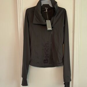 Bench NWT Women’s jacket size medium in excellent new condition